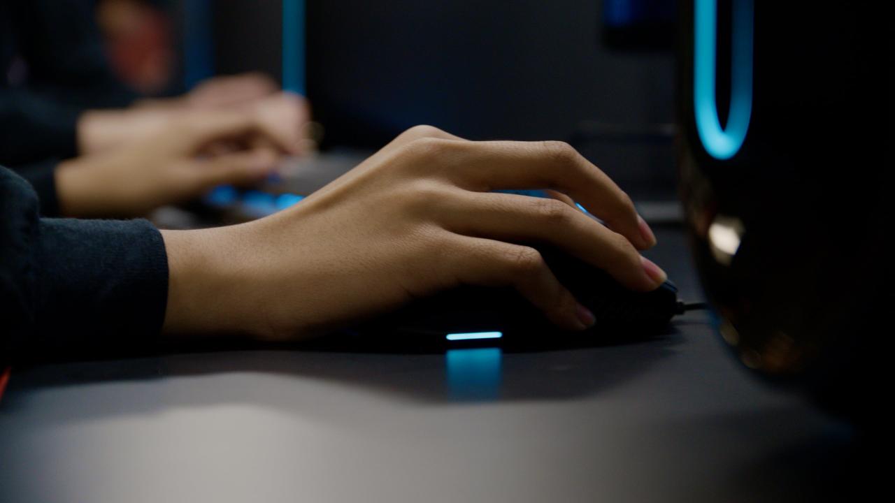 Crestron Case Study: USC Digital Creative Lab on Vimeo Online Deals for the Latest Released Smartphones