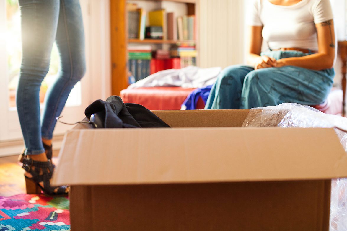 How to Avoid Counterfeit Accessories When Shopping for Phones