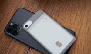 Order iPhone SE Card Holder Case for Minimalist Convenience Order iPhone SE Card Holder Case for Minimalist Convenience