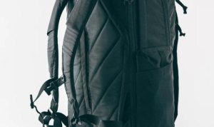 Evergoods CTB35 Reviewing the Civic Travel Backpack Design and Build