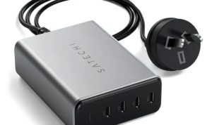 Satechi 165W USB-C Charger Powering Multiple Devices