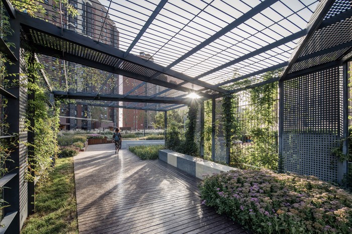 Luxury Mountain Retreat Homes by Vanke in Beijing