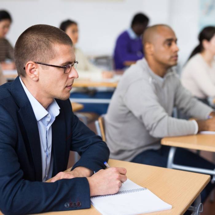 How to get a Real Estate License? | Online Real Estate Courses Real estate license in person classes near me