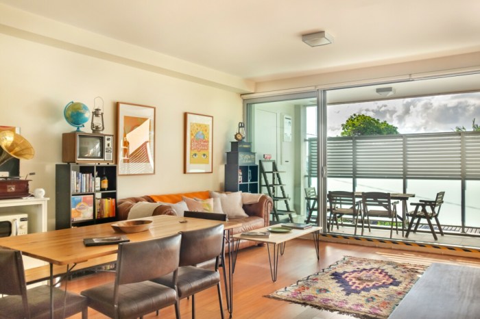 Samsung Galaxy Z Flip5 5G Compact Foldable Smartphone Overview Unveiled