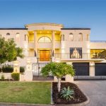 Luxury Real Estate Brokerage Near Me For Exclusive Homes