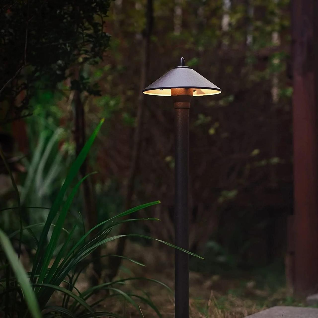 Outdoor Low Voltage Path Lights Enhance Your Space
